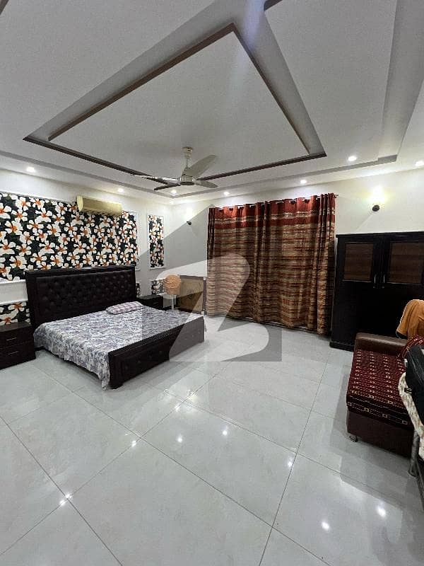 پنجاب گورنمنٹ ایمپلائیز سوسائٹی لاہور میں 6 کمروں کا 19 مرلہ مکان 7.95 کروڑ میں برائے فروخت۔