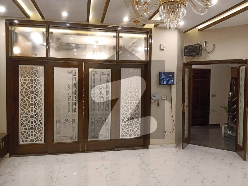 10 Marla Beautiful Lower Portion Available For Rent , Close To Jamia Mosque, Parks In Bahria Town Lahore