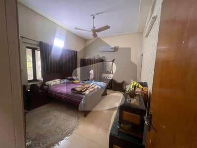 ماڈل ٹاؤن ایکسٹینشن ماڈل ٹاؤن,لاہور میں 6 کمروں کا 1 کنال مکان 6.35 کروڑ میں برائے فروخت۔
