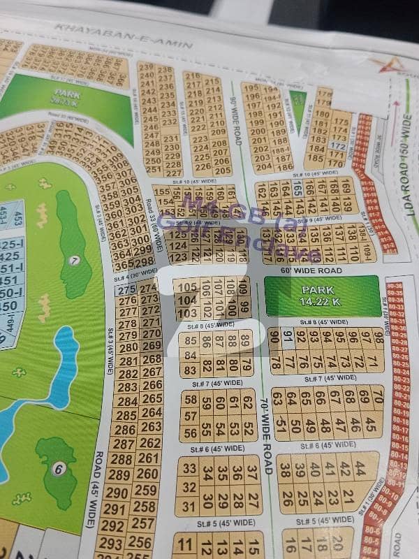 1Kanal Corner Facing Park Plot Available For Sale in Lake City in Main Road