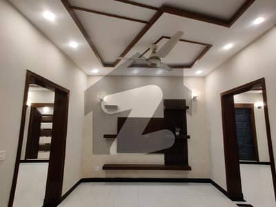 بحریہ ٹاؤن سیکٹرڈی بحریہ ٹاؤن,لاہور میں 2 کمروں کا 7 مرلہ بالائی پورشن 40.0 ہزار میں کرایہ پر دستیاب ہے۔