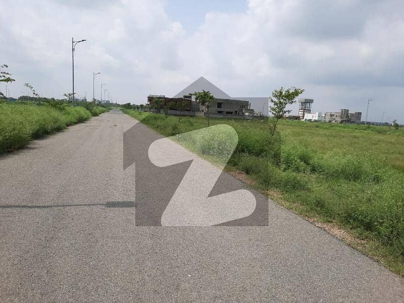 1 Kanal Plot Is Available For Sale In Dha phase 8 Plot # Z6 295 Possession