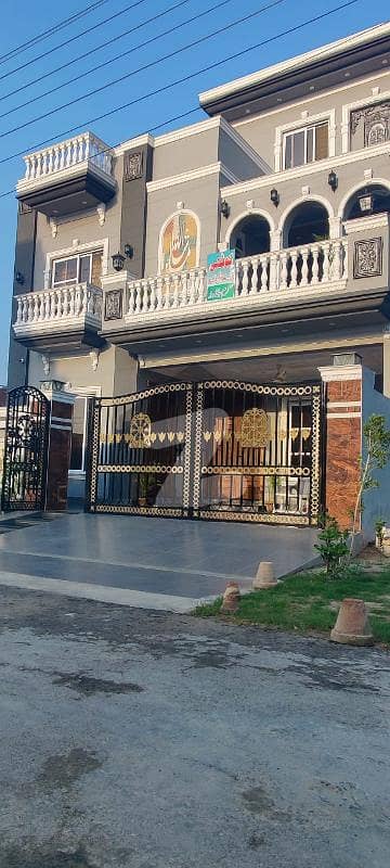 ایل ڈی اے ایوینیو لاہور میں 6 کمروں کا 10 مرلہ مکان 3.0 کروڑ میں برائے فروخت۔