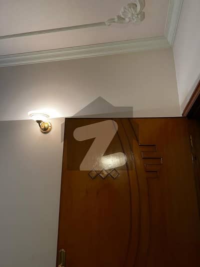 ڈی ایچ اے فیز 4 ڈیفنس (ڈی ایچ اے),لاہور میں 3 کمروں کا 10 کنال مکان 85.0 ہزار میں کرایہ پر دستیاب ہے۔
