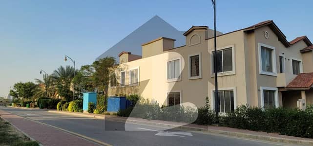 3Bed DDL 152sq yd Villa FOR SALE at Precicnt-11A (All Amenities Nearby) Heighted Location Investor Rates