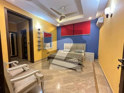 1 Kanal Open Basement in Lush condition in G13