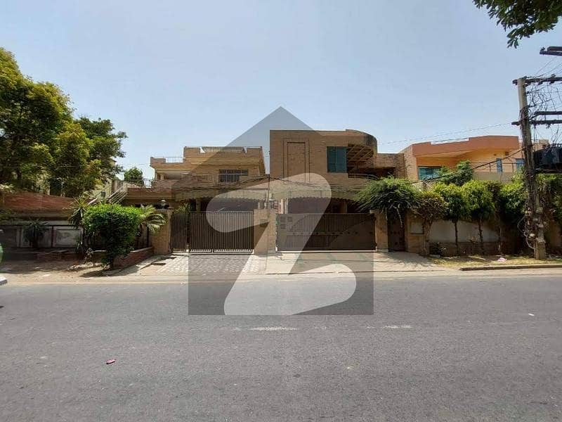 1 Kanal Semi Commercial House For Rent Double Storey