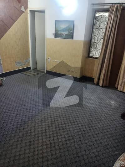 جی ۔ 9/4 جی ۔ 9,اسلام آباد میں 5 کمروں کا 7 مرلہ مکان 2.5 لاکھ میں کرایہ پر دستیاب ہے۔