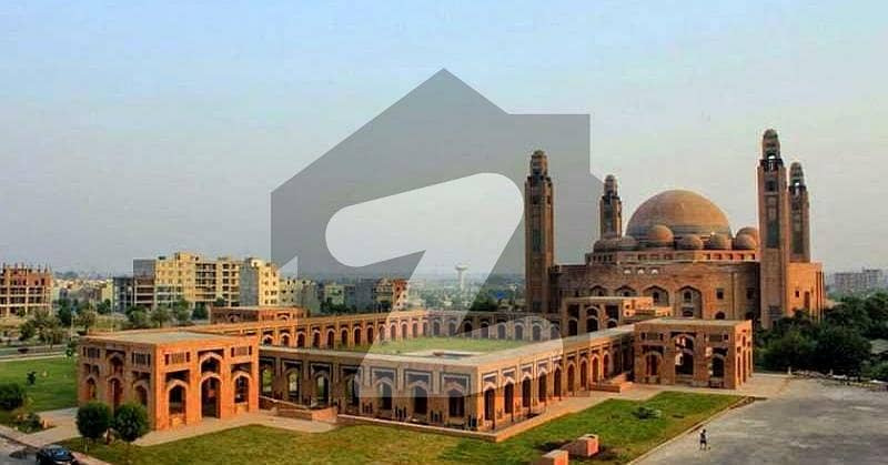 5 Marla Facing Park Plot For Sale In Jinnah Block Sector E Bahria Town Lahore,