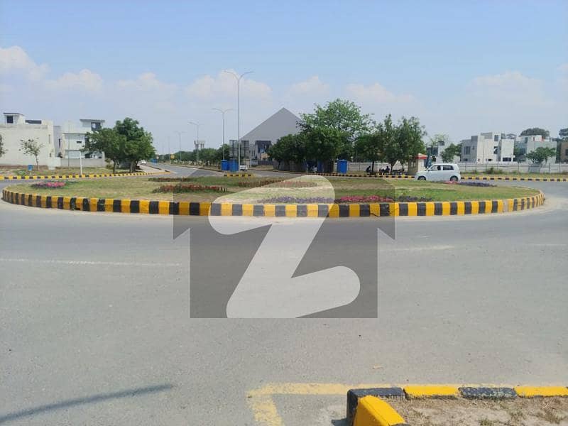 ڈی ایچ اے فیز9 پریزم - بلاک کے ڈی ایچ اے فیز9 پریزم,ڈی ایچ اے ڈیفینس,لاہور میں 5 مرلہ رہائشی پلاٹ 80.0 لاکھ میں برائے فروخت۔