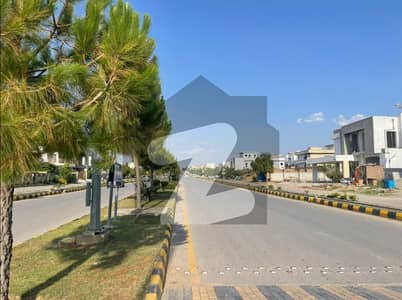 1 Kanal Main Sir Syed Blvd Level South Face Plot For Sale In Sector D130 Feet Road DHA II