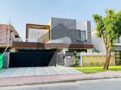 10 Marla Residential House For Sale In Tulip Block Bahria Town Lahore