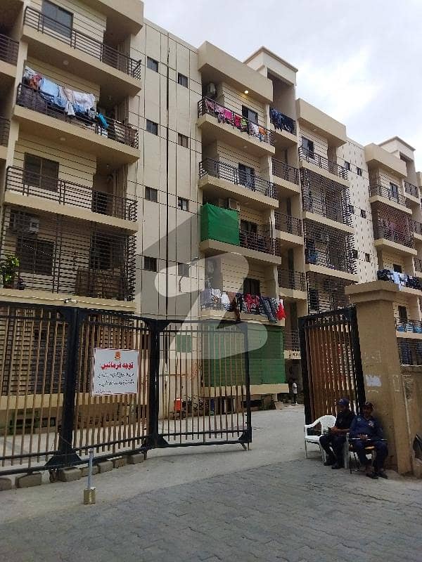 کنگز کاٹیجز گلستانِِ جوہر ۔ بلاک 7,گلستانِ جوہر,کراچی میں 3 کمروں کا 6 مرلہ فلیٹ 1.6 کروڑ میں برائے فروخت۔