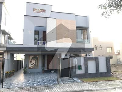 10 Marla Brand New Ultra Modern Lavish House For Sale In Ghaznavi Block Deal Done With Owner Meeting