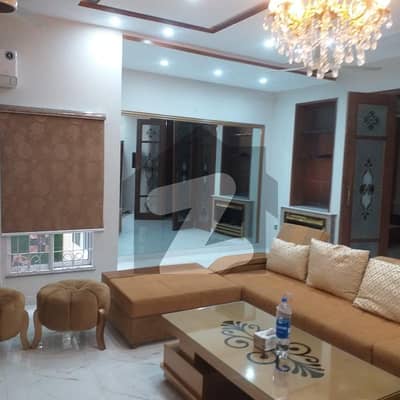 Kanal Lower Portion 3beds Drawing Dining TvLounge Kitchen etc. Big Car Porch Gas Water Electricity Available Main Boulevard Wapda Town LHR
