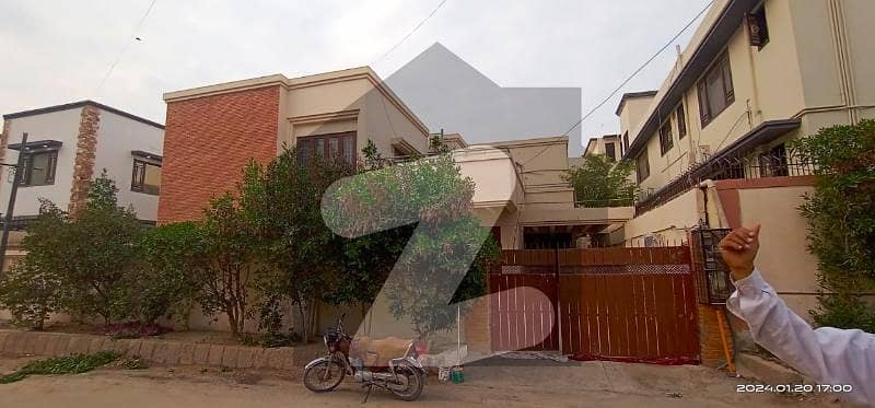 ڈی ایچ اے فیز 2 ڈی ایچ اے ڈیفینس,کراچی میں 6 کمروں کا 1 کنال مکان 9.0 کروڑ میں برائے فروخت۔