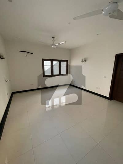 Defence VII 500yards Khayaban Hilal Vicinity 2+3 Bedrooms Drawing Tiled Flooring Tiled Bath Slightly Used Available For RENT