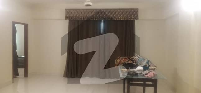 کلفٹن ۔ بلاک 9 کلفٹن,کراچی میں 3 کمروں کا 9 مرلہ فلیٹ 70.0 ہزار میں کرایہ پر دستیاب ہے۔