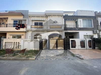 5 Marla Double Storey House Available For Sale DD Block