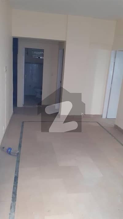 2 Bed Drawing Dinning Ground Floor Flat in Boundery wall ON RENT at Gulshah-e-Iqbal