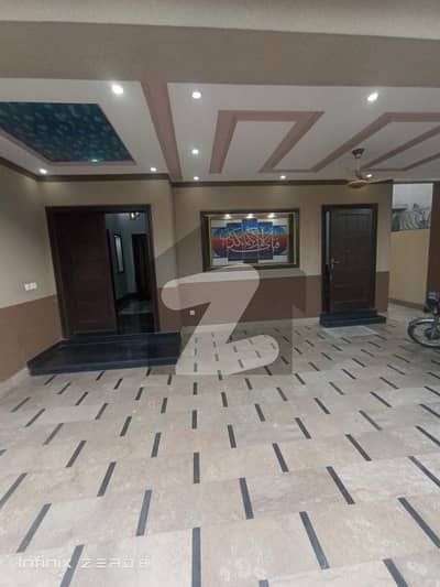 1 Kanal House For Sale At Hot Location Owner Build House