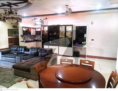 گلستانِ جوہر کراچی میں 4 کمروں کا 16 مرلہ زیریں پورشن 2.95 کروڑ میں برائے فروخت۔