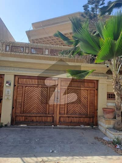 Prime Location 500 Square Yards House Situated In DHA Phase 6 For rent