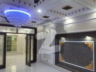 10 Marla Brand New Luxury House On Top Location In Lda Avenue 1