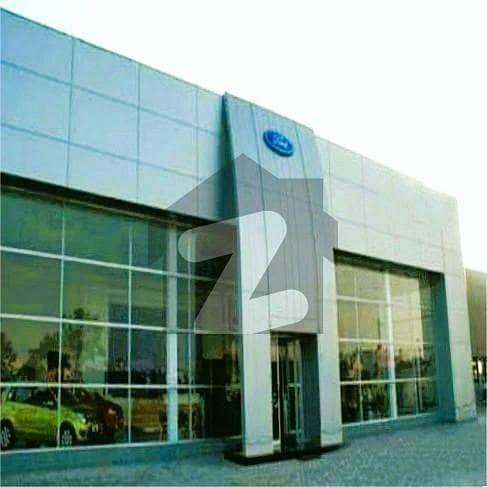 13,000sqft Building for Rent on Main double road