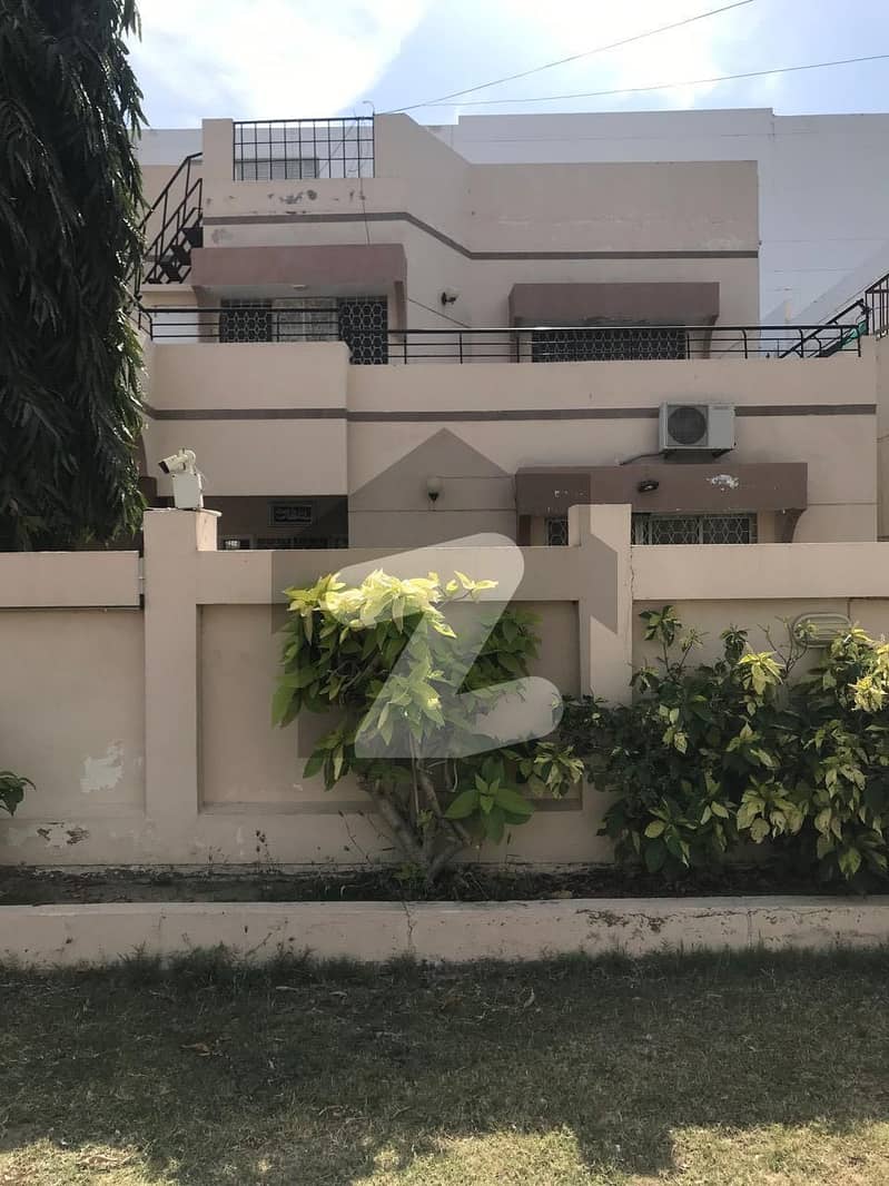 عسکری 4 گلستانِ جوہر,کراچی میں 6 کمروں کا 1 کنال مکان 15.0 کروڑ میں برائے فروخت۔