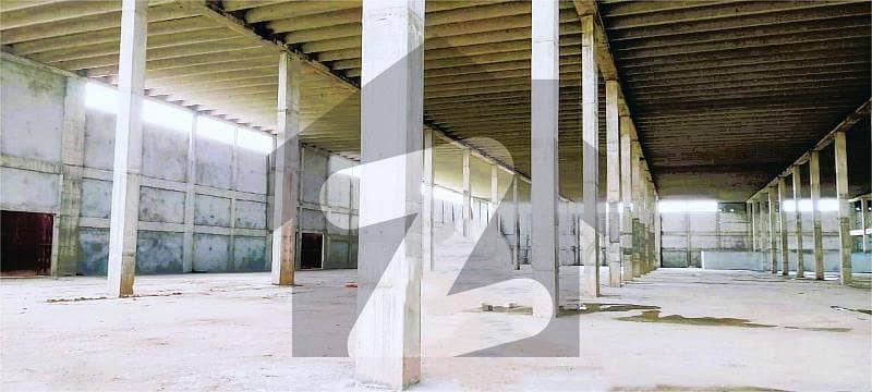 Humak , kahoota industrial triangle 1 lak sqft warehouse with 40 feet height, docks available