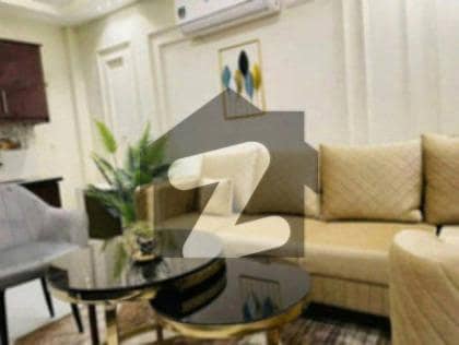 بحریہ ٹاؤن سیکٹر ای بحریہ ٹاؤن,لاہور میں 2 کمروں کا 4 مرلہ فلیٹ 35.0 ہزار میں کرایہ پر دستیاب ہے۔