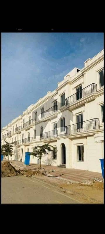 First flour Meadows smart Homes for sale in bahria orchard Phase 2