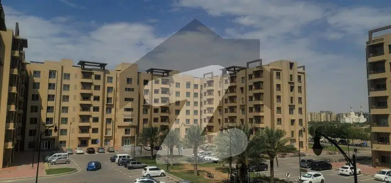 READY TO MOVE 950sq Ft 2Bed Lounge Flat FOR SALE Near Main Entrance Of Bahria Town Karachi.