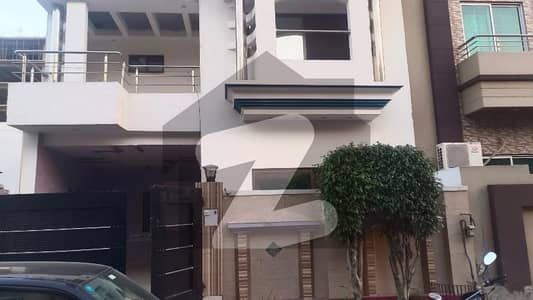 6 Marla Double Storey Used House For Sale 3 Bed in Valancia town