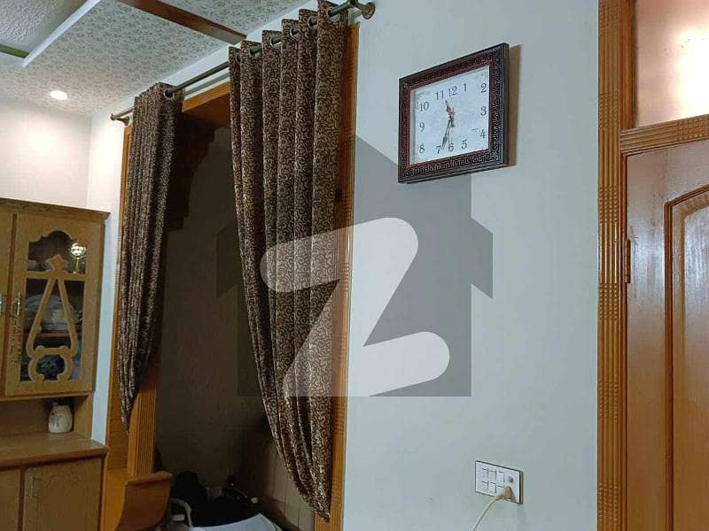 غوری ٹاؤن فیز 4 اے غوری ٹاؤن,اسلام آباد میں 5 کمروں کا 5 مرلہ مکان 1.75 کروڑ میں برائے فروخت۔