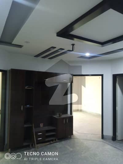 5 Marla Flat Suitable For Family & Bachelors