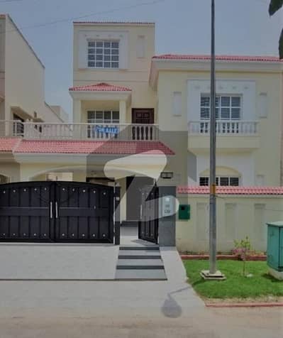 10 Marla Residential House For Sale In DD Block Bahria town Lahore