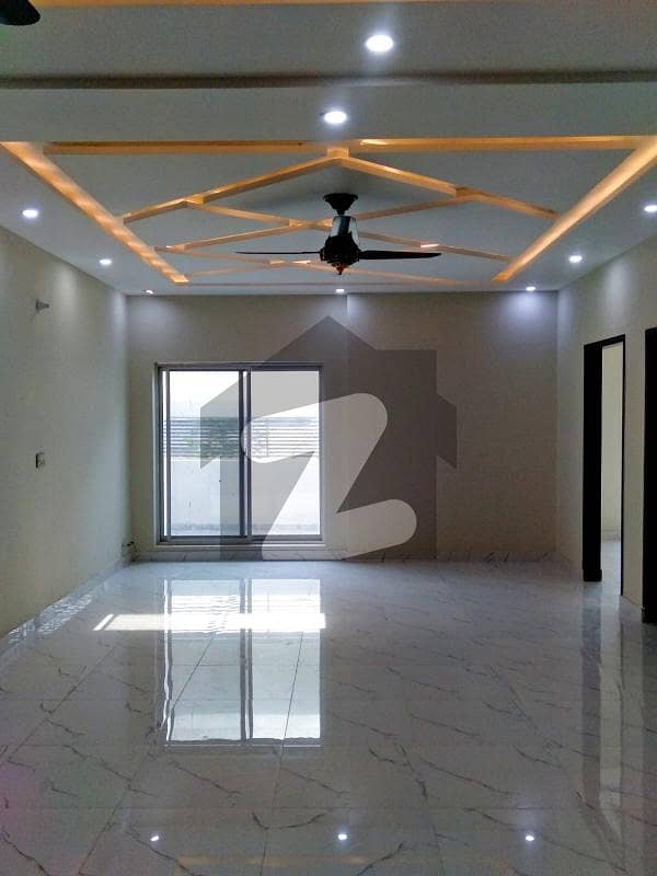 2 kanal upper portion for rent in Iep town Lahore