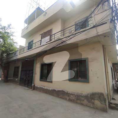 5 Marla Corner House 40ft Front And Extra Land In The Most Ideal Location Of Lahore All Facilities.