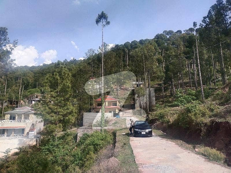 8 Marla Plot On Main Murree Islamabad Expressway, Lakot.