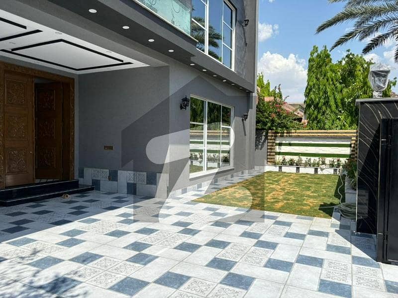 1 Kanal Brand New Super Luxury Ultra Modern Design House For Sale In Valencia Town
