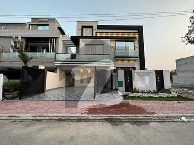 10 Marla Ultra Modern Designer House For Sale Bahria Town Lahore