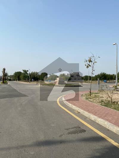 بحریہ ٹاؤن - ٹیپو سلطان بلاک بحریہ ٹاؤن ۔ سیکٹر ایف,بحریہ ٹاؤن,لاہور میں 5 مرلہ کمرشل پلاٹ 3.0 کروڑ میں برائے فروخت۔
