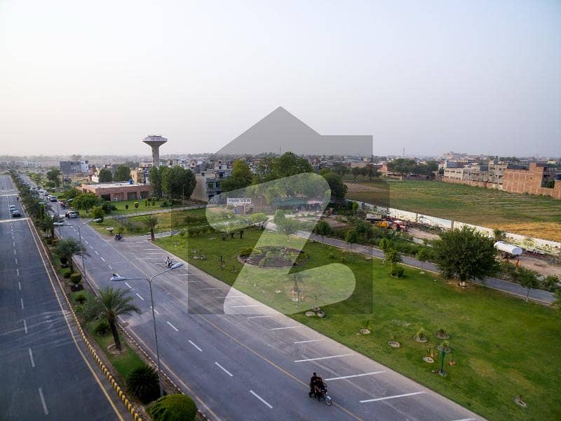 "Prime Location: 5 Marla Plots for Sale in Platinum Block, Park View City Lahore!"