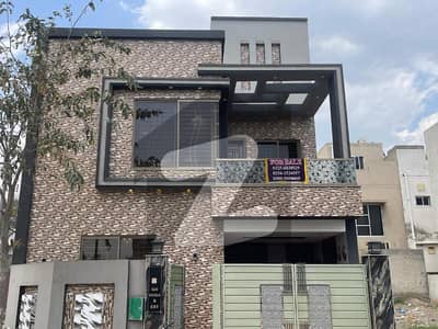 6 MARLA CORNNER HOUSE FOR SALE IN SECTOR D BHARIA TOWN LAHORE
