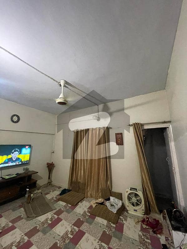 2bed Dd 2nd Floor Flat Main ShahrahEPakistan Facing Block 14 Federal