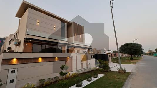 ڈی ایچ اے فیز 6 ڈیفنس (ڈی ایچ اے),لاہور میں 5 کمروں کا 1 کنال مکان 8.0 کروڑ میں برائے فروخت۔