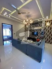10 MARLA LUXURY FURNISHED LOWER PORTION FOR RENT IN TALHA BLOCK BAHRIA TOWN LAHORE