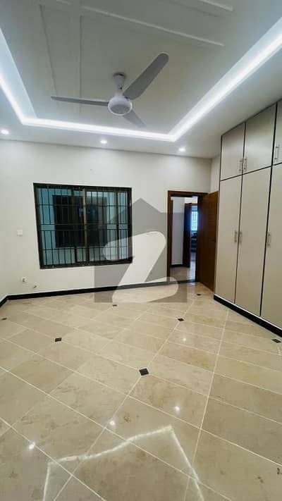30x60 Ground Portion For Rent With 3 Bedrooms In G-13 Islamabad All Facilities Seprit